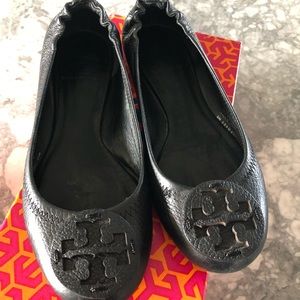 Tory Burch Reva Ballet Flat-Tumbled Leather-Black
